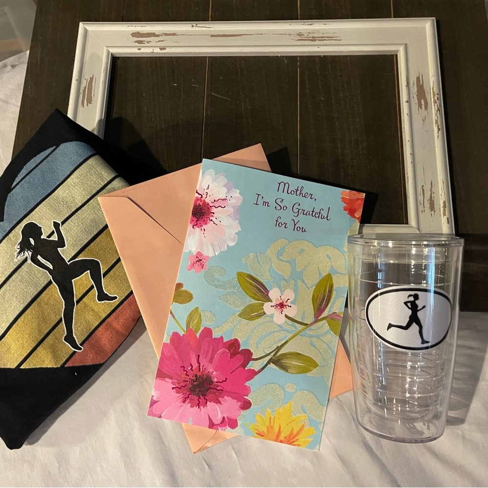 Mother’s Day gift.  T-shirt, card and cup. Running T-shirt.